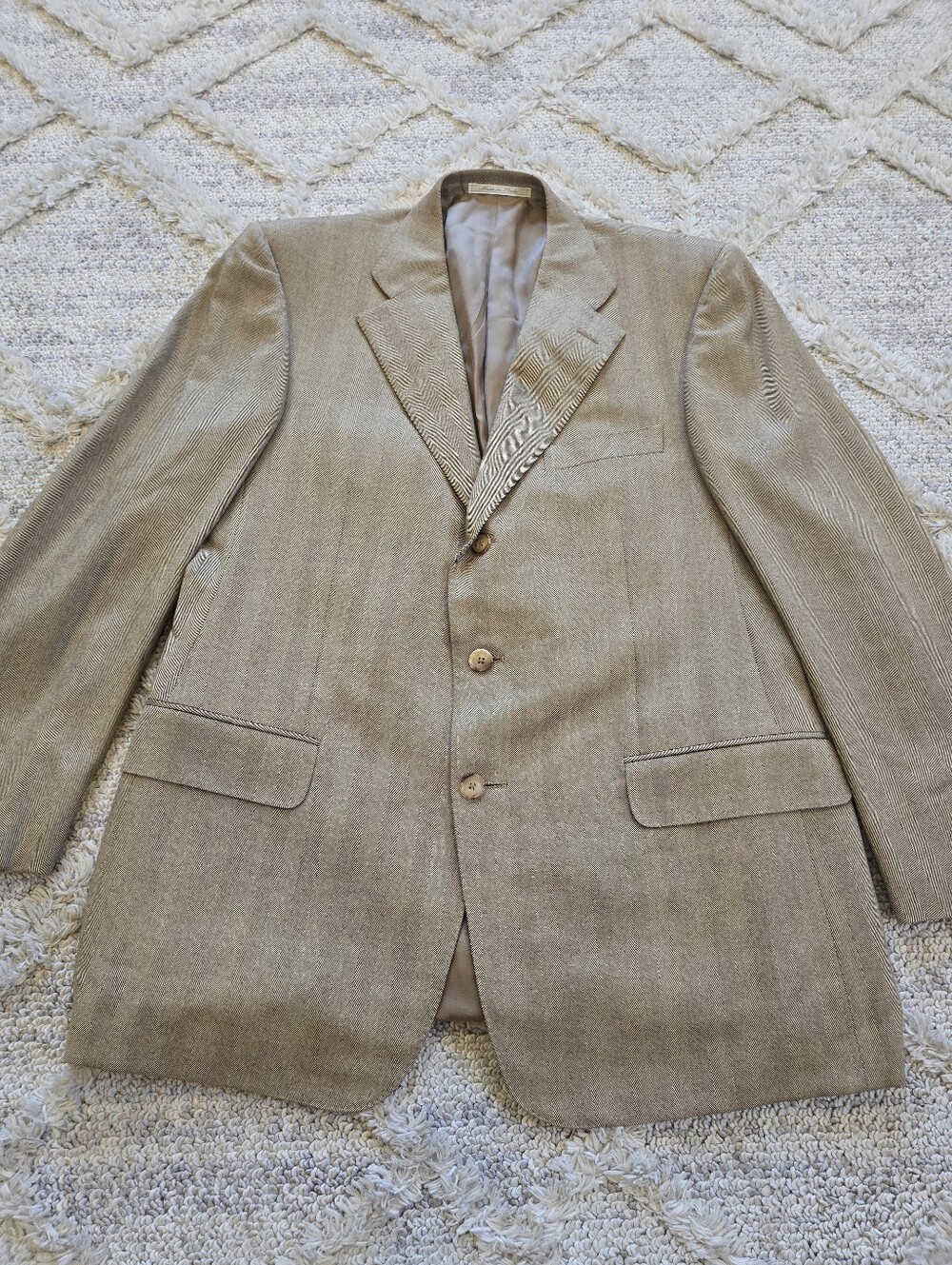Ermenegildo Zegna Mens 42R 3 Button Blazer Jacket Tan Herringbone Wool Luxury